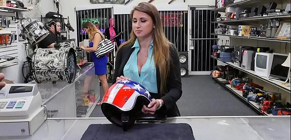  Ivy Rose wants to sell a signed motorcycle helmet - XXX Pawn